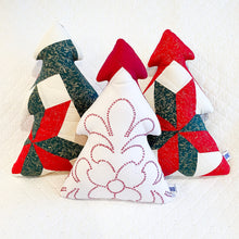 Load image into Gallery viewer, Vintage Quilt Tree Pillow